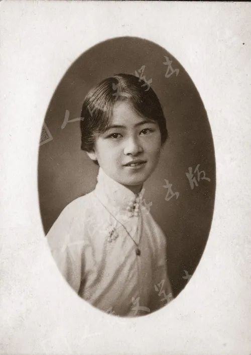 365体育（bet）：坚毅女性力量清新细腻诗风宏伟建筑设计体认林徽因在历史中的悲欢(图1)