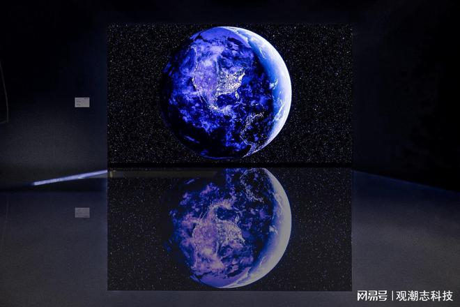 365体育（bet）：有AI的科技·艺术·家！三星百万级MICROLED参展2024设计上海(图1)