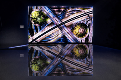 365体育唯一入口：三星百万级MICROLED产品参展2024“设计上海”盛会以科技视野与美学思维洞悉家居未来(图2)