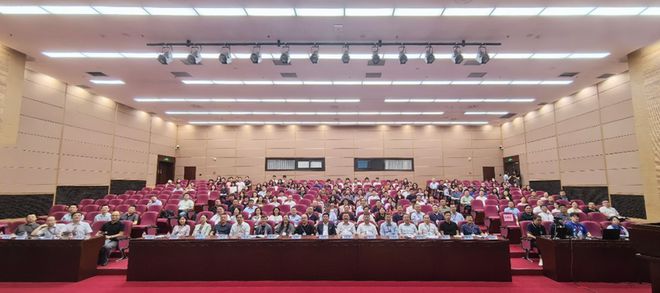 365体育（bet）：会议2024年中国城市规划学会总体规划专业委员会年会在大连举办（上）(图2)
