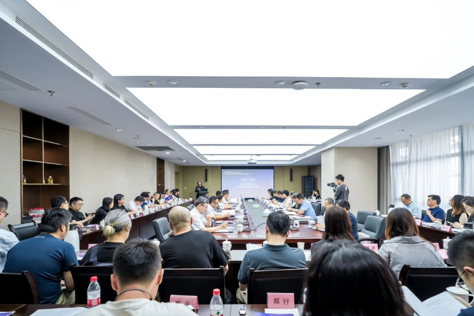 365体育（bet）：2024浙装协创新发展大会千年舟精彩发声共绘高质量发展(图1)