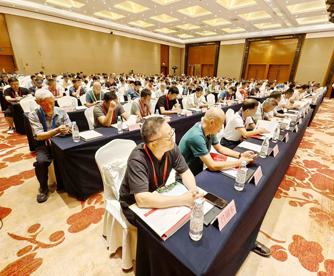 365体育（bet）：厦门市土木建筑学会举行成立六十周年大会暨学术报告会(图1)