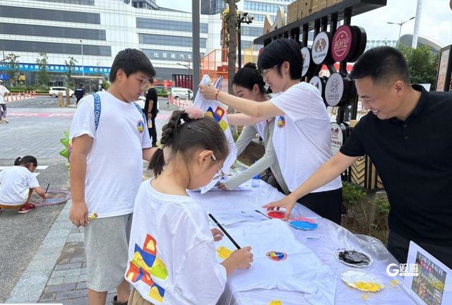 365体育唯一入口：2024青岛社区规划艺术节开幕系列活动将持续到8月底(图3)