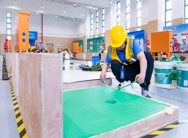 365体育（bet）：2024年福建省住建系统建筑行业防水工职业技能竞赛在福州举办(图3)