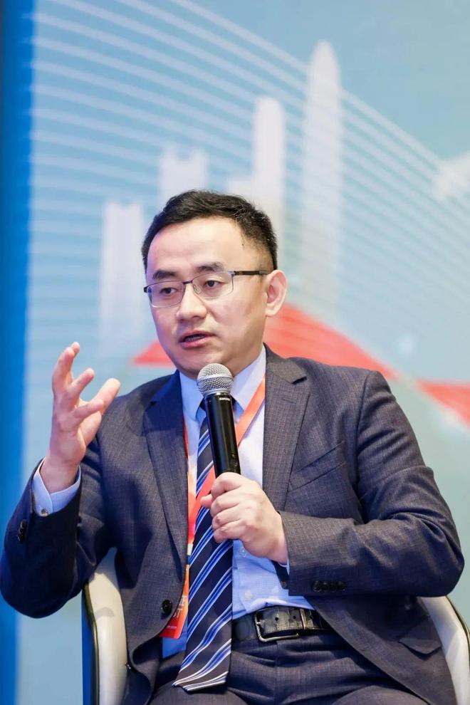 365体育（bet）：行业动态2024年大湾区规划论坛：青年发展未来城市(图24)