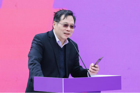 365体育（bet）：当艺术走进街市共创美学新实践2024深圳国际城市家具艺术季今日开幕(图3)