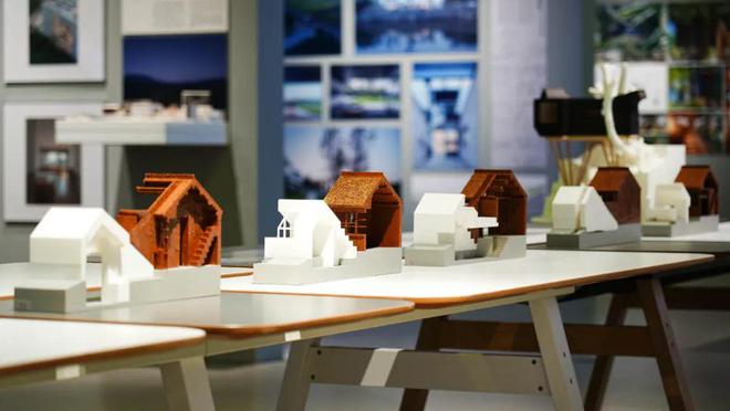 365体育唯一入口：风自海上——2024建筑艺术作品展览在中华艺术宫开幕(图4)