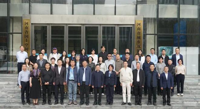 365体育唯一入口：会议2024年中国城市规划学会风景环境规划设计专业委员会年会圆满落幕！(图2)