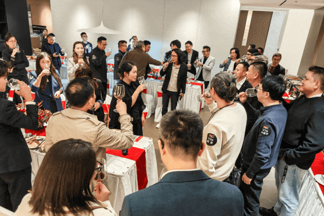 365体育（bet）：聚设计之光「一起拥抱」未来2024华南设计师年会盛启(图11)