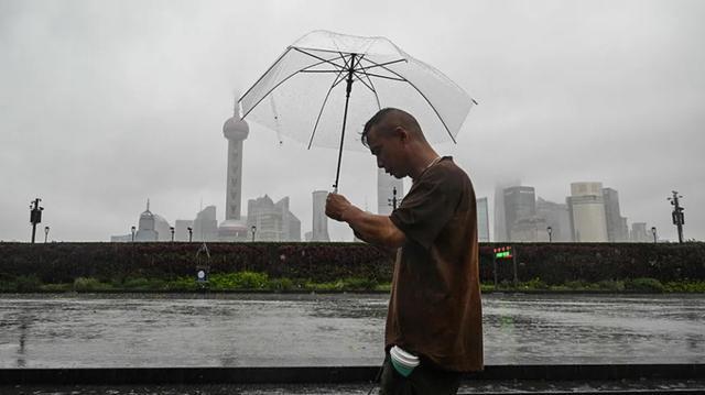 365体育唯一入口：城市年鉴2024｜绿色基建：需格外关注近零碳政策落地(图1)