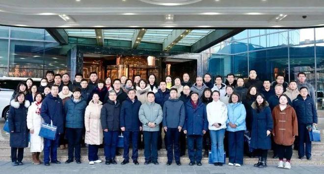 365体育唯一入口：地方学会内蒙古自治区城市规划学会第四届第二次会员代表大会、理事会及常务理事会成功召开(图8)