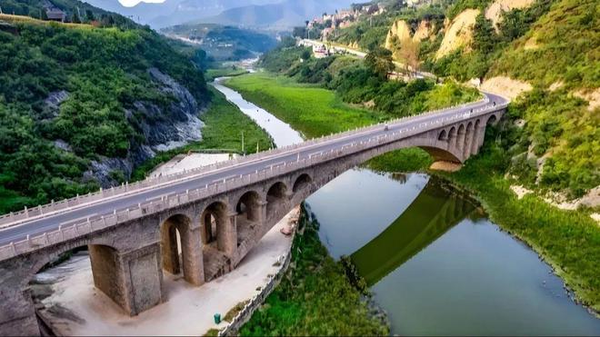 365体育唯一入口：2024年全国公路重大工程新闻宣传“十佳项目”揭晓山西三个一号旅游公路项目入选(图2)