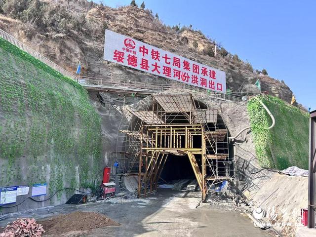 365体育（bet）：榆林市重点项目建设跑出“加速度”营商环境优化激发产业新活力(图3)