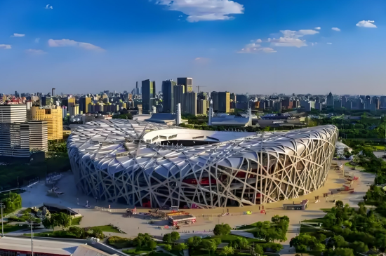365体育（bet）：2024年体育建筑多功能设计提升效益(图1)