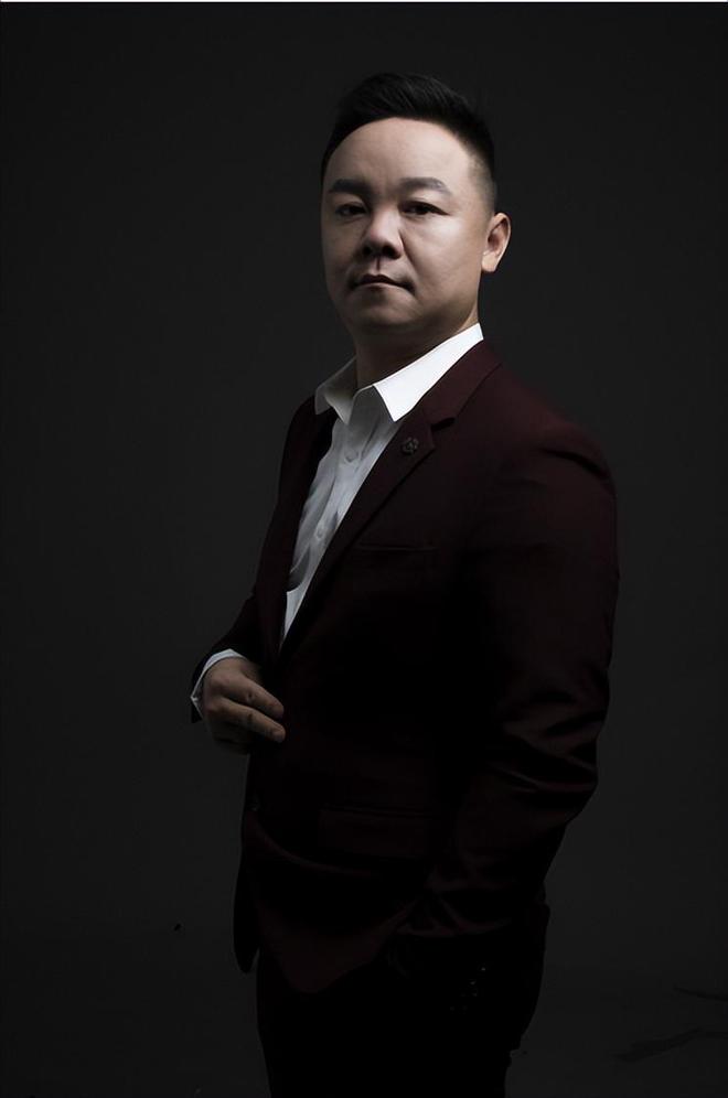 365体育唯一入口：点亮人居梦想：2024年度“广东省十大豪宅（别墅）设计师”简介(图2)