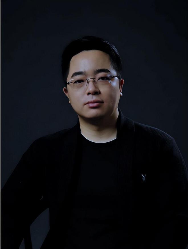 365体育唯一入口：点亮人居梦想：2024年度“广东省十大豪宅（别墅）设计师”简介(图7)