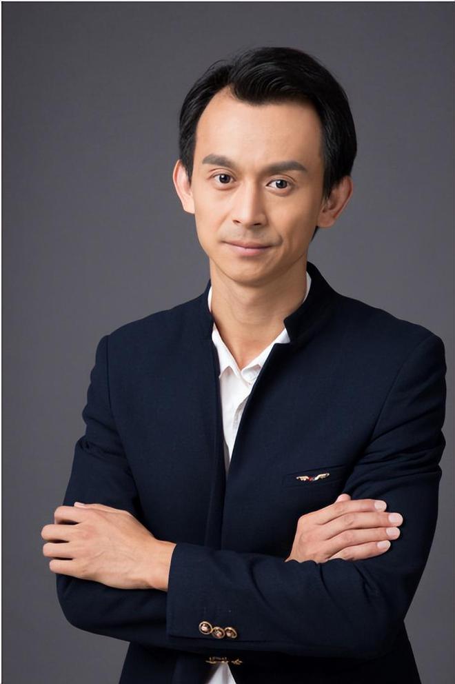 365体育唯一入口：点亮人居梦想：2024年度“广东省十大豪宅（别墅）设计师”简介(图4)