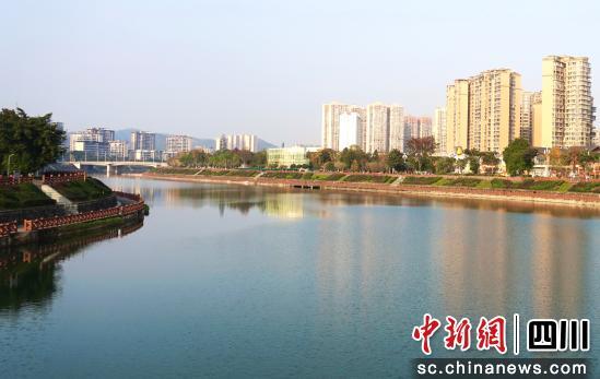 365体育唯一入口：成都“净优亮美”绣出幸福新图景城乡焕新颜迎世运(图2)