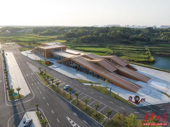 365体育（bet）：湖南交通设计院汨罗服务区项目荣获2024WANAwards世界建筑新闻奖(图2)