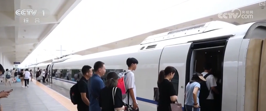 365体育（bet）：AI赋能、新潮业态集聚、交通顺畅！从蓝图到实景现代化人民城市图景徐徐铺展(图20)