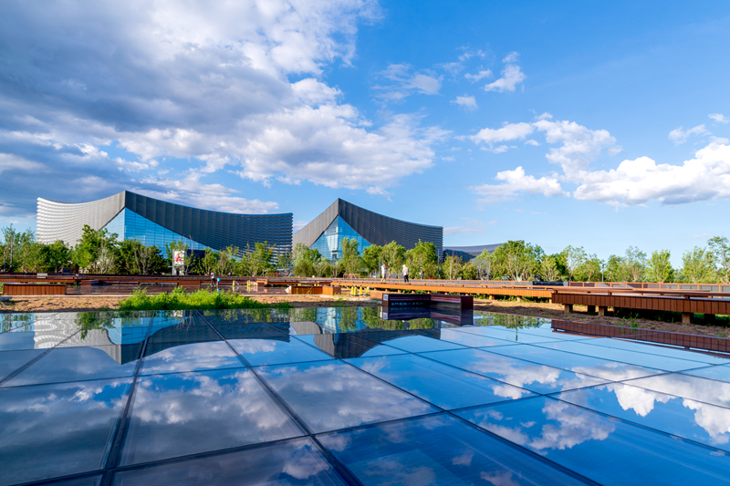 365体育（bet）：碧水蓝天倍儿“京”彩(图2)