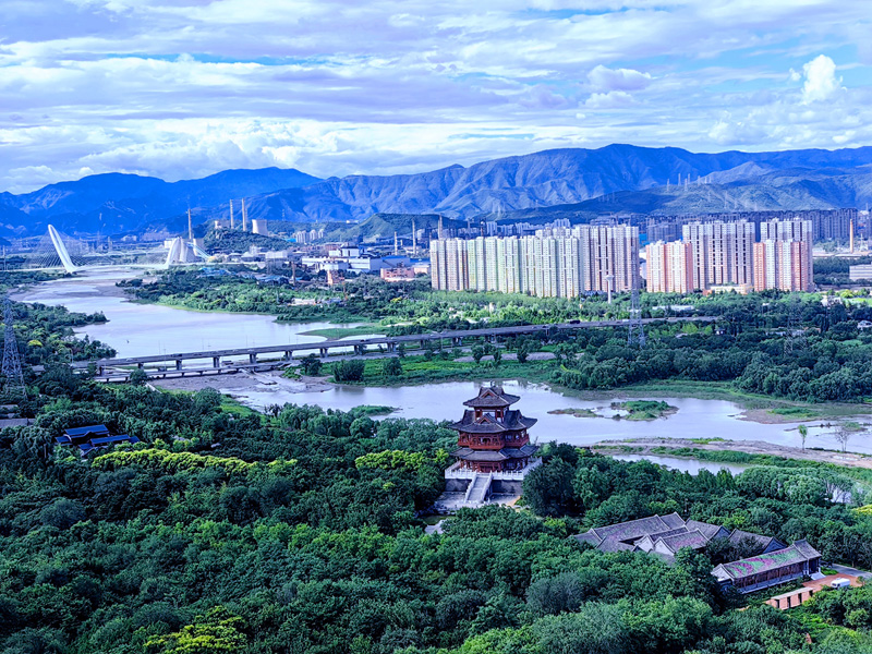 365体育（bet）：碧水蓝天倍儿“京”彩(图1)