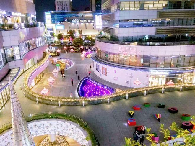 365体育（bet）：⚡热搜好房@大华梧桐樾售楼处发布：虹桥北的低密城墅来了！(图17)