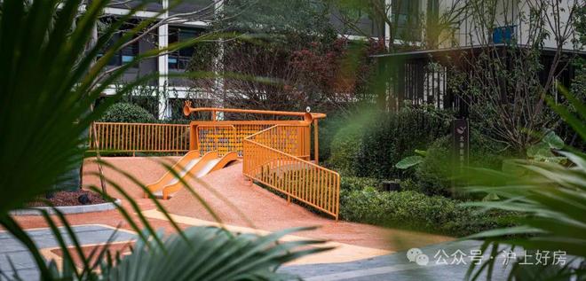 365体育（bet）：⚡热搜好房@大华梧桐樾售楼处发布：虹桥北的低密城墅来了！(图5)