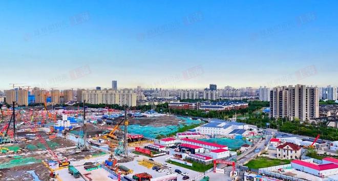 365体育（bet）：⚡热搜好房@大华梧桐樾售楼处发布：虹桥北的低密城墅来了！(图30)