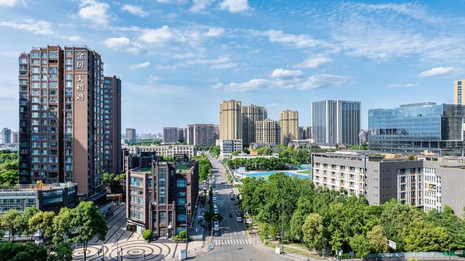 365体育(bet):成都出台规划新规补充规定:优化住宅空间计算提升城市风貌与居住品质(图1)