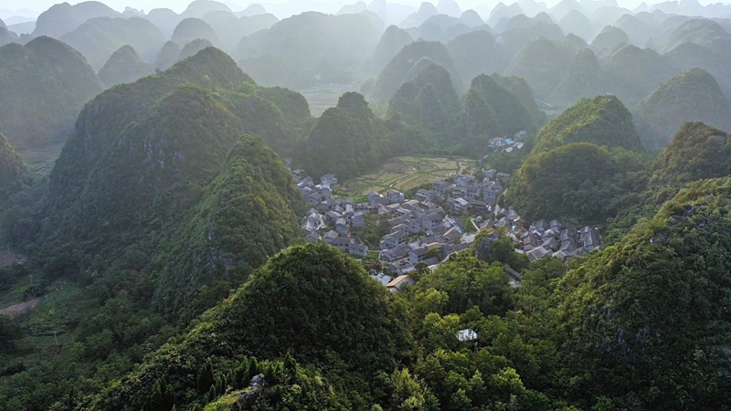 365体育（bet）：“匠作·再造乡村”！镇宁传统建筑营造技艺传承大赛闭幕(图1)