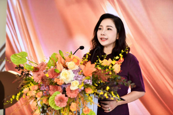 365体育唯一入口:e=forma(图1)