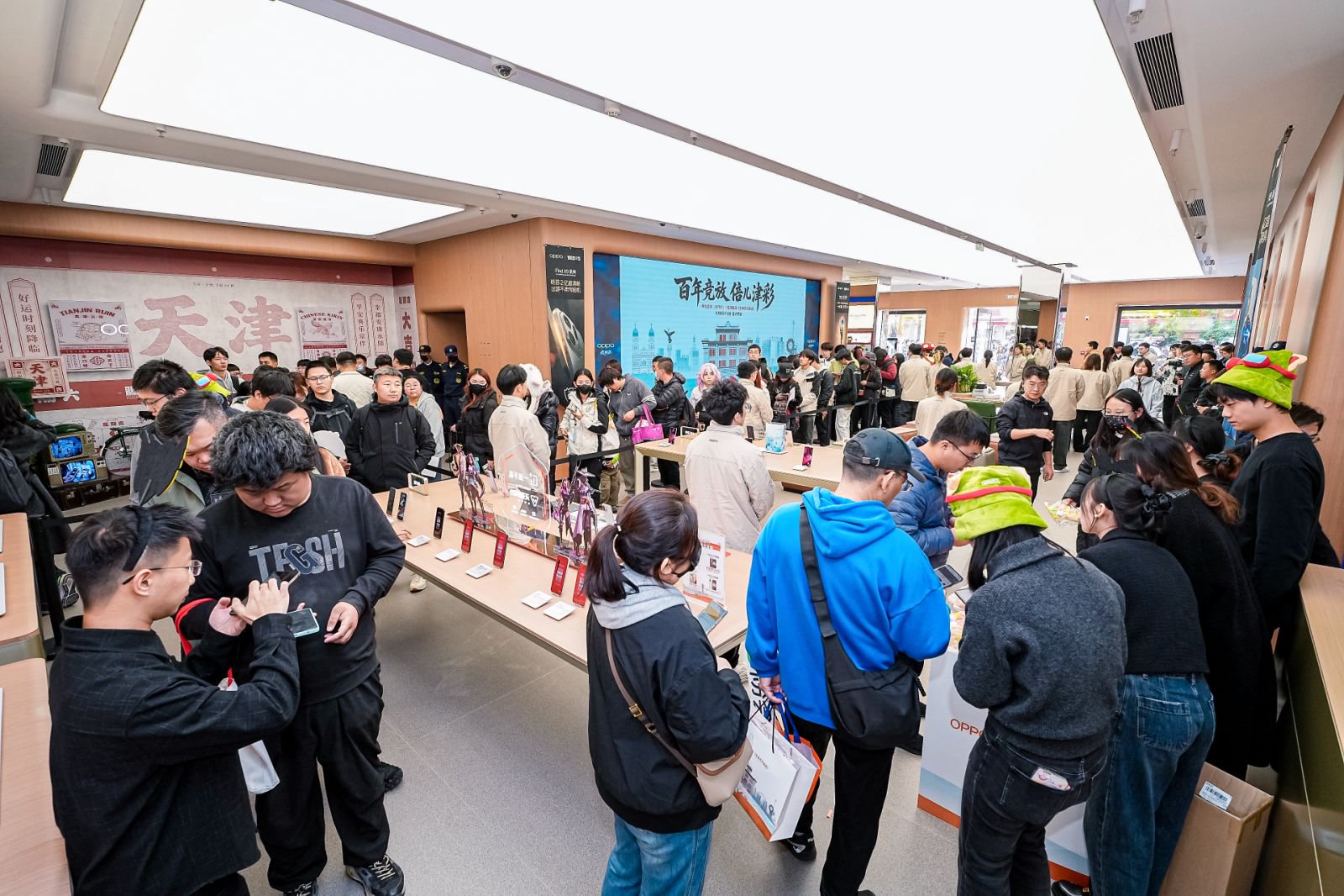 365体育（bet）：OPPO华北首家旗舰店亮相天津全国50城旗舰店战略加速布局(图3)