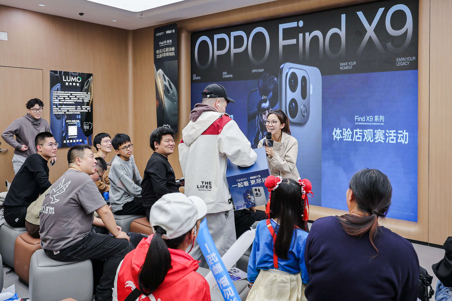 365体育（bet）：OPPO华北首家旗舰店亮相天津全国50城旗舰店战略加速布局(图6)