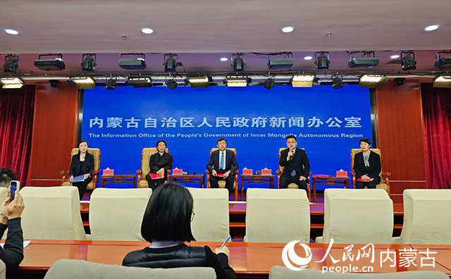 365体育(bet):中国工程院院士张鹏举:创新的动力和初心来自于草原生活和生产现场(图1)