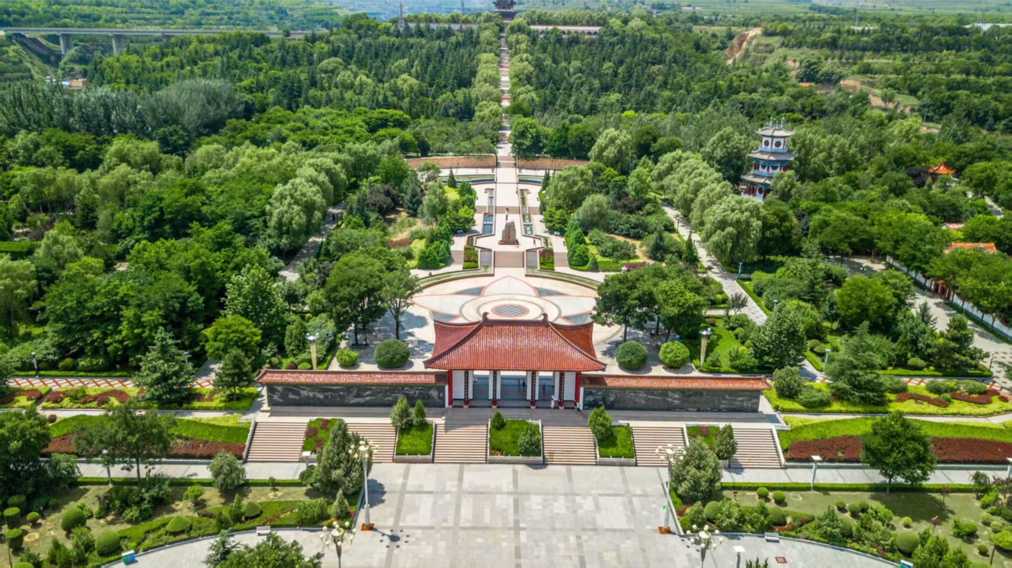 365体育(bet):山河为砚绘青绿——2025年甘肃平凉崆峒区生态文明建设综述(图2)