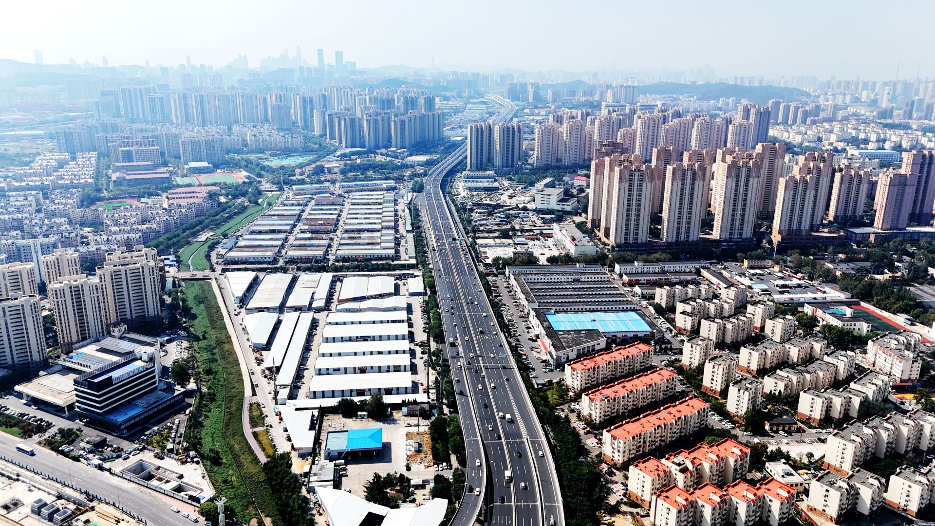 365体育唯一入口：建设品质城市让青岛更宜居更宜业游(图1)