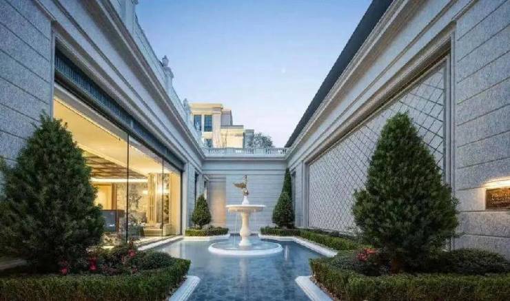 365体育(bet):绿城玫瑰园II期售楼处电话_绿城玫瑰园II期营销中心24小时热线苏州园区金鸡湖来电预约看房_2024楼盘测评+最新房价(图4)