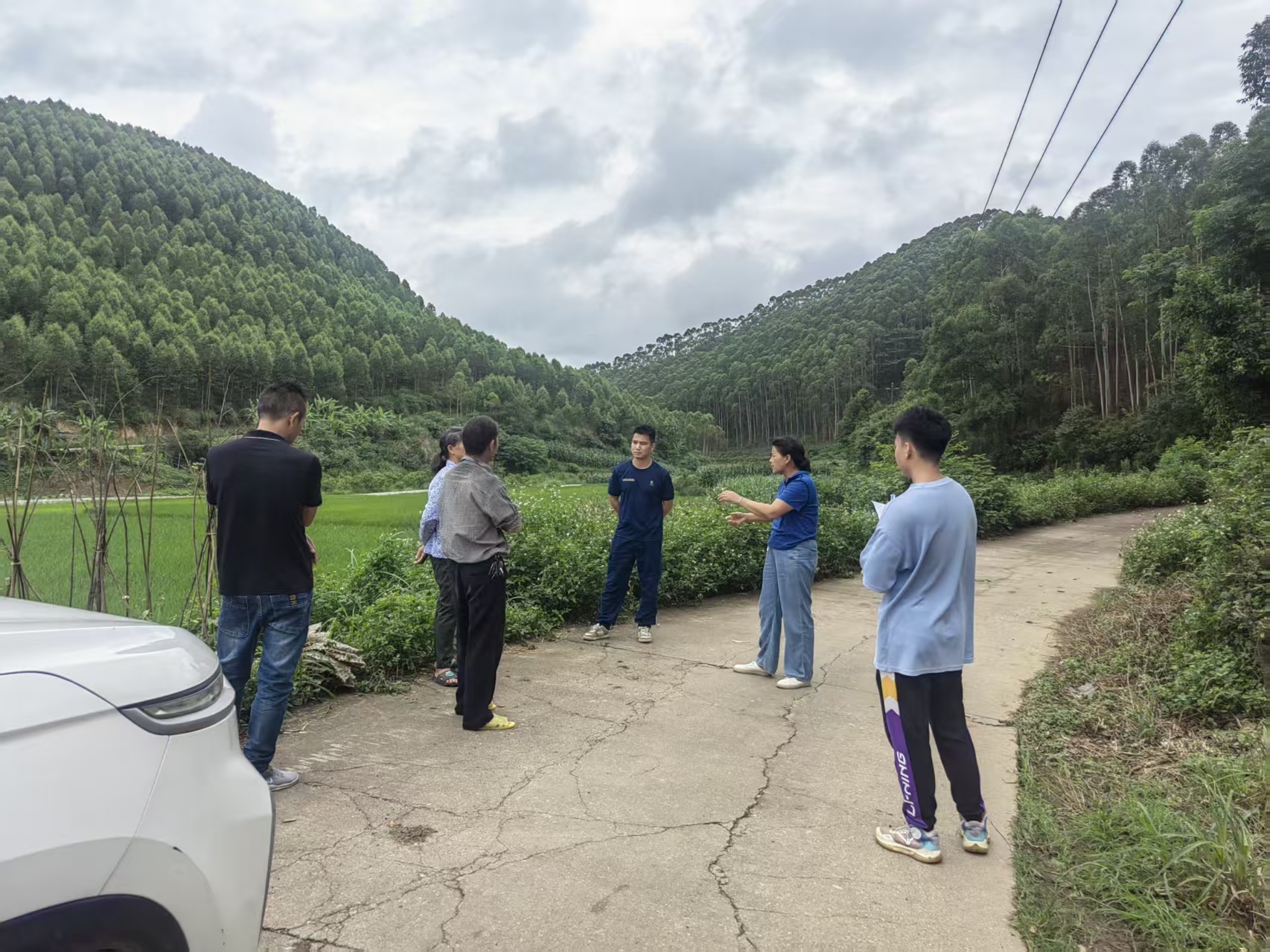 365体育唯一入口:人大代表覃连芬:“三大纠纷”马上办“民呼我应”解急难(图1)