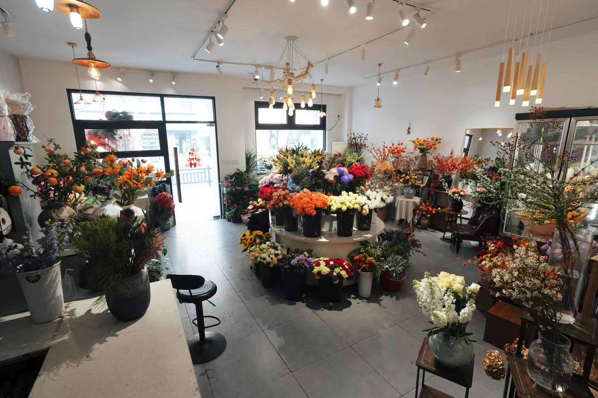 365体育（bet）：2024年龙游及周边同城鲜花配送服务商专业评测与选型指南(图2)