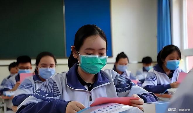 365体育唯一入口：普高＂愿读尽读＂、中考不＂卡＂人多地推进中考改革(图8)